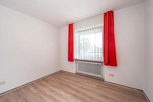 Gepflegtes Reihenendhaus mit Garage in begehrter Lage – Die vollständige Adresse der Immobilie erhältst du vom Anbieter., 26129 Bloherfelde, Oldenburg (Oldenburg) – Vorschaubild 6