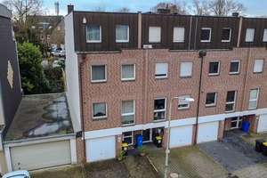 Reihenendhaus mit 5 Zimmern und 142 m² in ruhiger Lage von Mönchengladbach-Rheindahlen