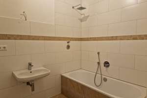 2 Zimmer renovierte Wohnung zu vermieten in der Knauerstraße! – Knauerstraße 10, 90443 Gostenhof, Nürnberg – Vorschaubild 3