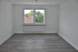 Mitten drin…! TIP-TOP 3,5 Raum Etagenwohnung mit ca. 83 m² in Essen-Bochold wartet auf Sie! – Altendorferstr. 582, 45355 Bochold, Essen – Vorschaubild 13