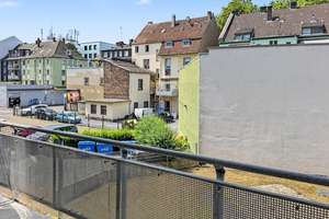 Großzügige 3-Zimmerwohnung mit Westbalkon in Leverkusen Opladen – Die vollständige Adresse der Immobilie erhältst du vom Anbieter., 51379 Opladen, Leverkusen – Vorschaubild 2