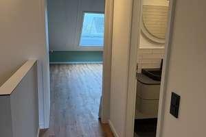 LUXUS-NEUBAUERSTBEZUG ZUR MIETE! 5 Zimmer - 2 Bäder -  EXTRA Fußbodenheizung EG - Klimageräte – Von-Stephan-Straße 51, 52428 Jülich – Vorschaubild 53