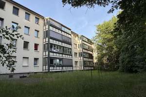 Schöne 2-Zimmer-Wohnung mit Domblick *PROVISIONSFREI* – Florastraße 196, 50733 Nippes (Ortsteil), Köln – Vorschaubild 3