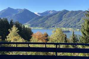 Herrschaftliches Anwesen in PREMIUM-LAGE mit        fantastischem SEEBLICK oberhalb vom SCHLIERSEE! – Miesbach (Kreis) – Vorschaubild 10