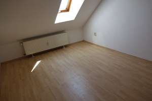 3-Zimmer-Dachgeschosswohnung zu vermieten! – Barbarastraße 9, 6618 Naumburg (Saale) – Vorschaubild 4
