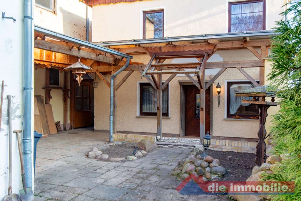 Immobilie in Hohe Börde - ***Einfamilienhaus mit Nebengelass, Innenhof und viel Potenzial*** - Bild 3