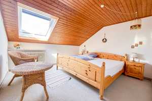 Gepflegtes Mehrgenerationenhaus: 3-Einheiten-Immobilie mit Garten in familienfreundlicher Lage – Main-Tauber-Kreis – Vorschaubild 11