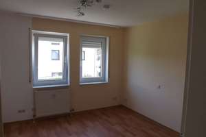 2 Zi. "Single" Wohnung m. Küche und TG Stellpl. gut geschnitten.1.10. – Hohenstauferallee 9 - 11, 69181 Leimen – Vorschaubild 7