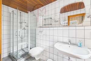 Familienhaus mit großem Garten & Doppelgarage in Arnoldsweiler – 6 Zimmer auf 160 m² – Die vollständige Adresse der Immobilie erhältst du vom Anbieter., 52353 Arnoldsweiler, Düren – Vorschaubild 6