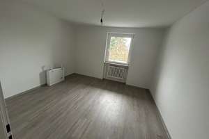 Ansprechende  3-Zimmer-Wohnung mit Wand und Bodenbelag – 44149 Kley, Dortmund – Vorschaubild 3