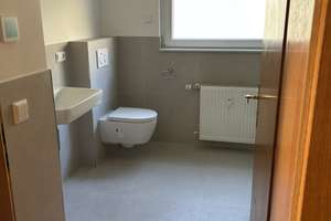 Geschmackvolle 3-Raum-Hochparterre-Wohnung mit gehobener Innenausstattung mit Balkon in Solingen – Agnesstraße 25, 42651 Solingen-Mitte, Solingen – Vorschaubild 11
