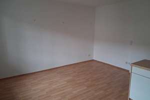 Helle und moderne 2-Zimmer-Wohnung in Dessau-Roßlau mit Balkon – Heidestraße 78 bis 86, 6842 Innerstädtischer Bereich Süd, Dessau-Roßlau – Vorschaubild 1
