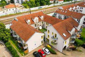 Kapitalanlage in zentraler Lage - 1-Zimmer-Apartment mit Stellplatz 
Top-Rendite mit 5,7 %