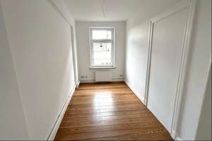 Attraktive 5-Zimmer-Eigentumswohnung in zentraler Innenstadtlage von Lübeck – Die vollständige Adresse der Immobilie erhältst du vom Anbieter., 23552 Innenstadt, Lübeck – Vorschaubild 7