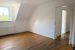Charmante 3-Zimmer-Wohnung mit Altbauflair in Duisburg – Die vollständige Adresse der Immobilie erhältst du vom Anbieter., 47169 Wehofen, Duisburg – Vorschaubild 3