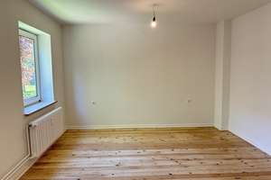 2-Zimmerwohnung mit Balkon! – Nachtigalstr 30, 24149 Neumühlen-Dietrichsdorf, Kiel – Vorschaubild 3