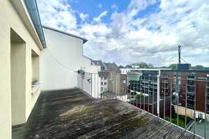 Traumhafte Dachgeschosswohnung mit zwei Terrassen! – Brunnenstraße 6, 40223 Düsseldorf – Vorschaubild 8