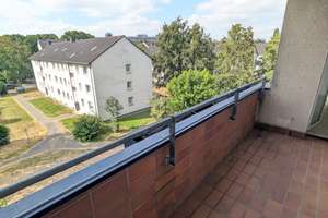 Nachmieter für Einzug ab sofort gesucht: 3-Zimmer-Wohnung mit Aufzug, modernem Bad und Balkon – Mintarder Weg 39, 40472 Unterrath, Düsseldorf – Vorschaubild 10