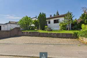 FAMILIENTRAUM - Einfamilienhaus + ELW, Garten und Doppelgarage sowie Außenstellplätzen – Die vollständige Adresse der Immobilie erhältst du vom Anbieter., 74366 Kirchheim am Neckar – Vorschaubild 3