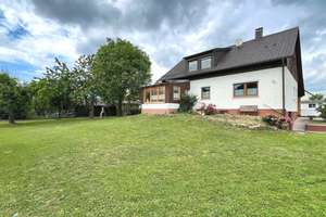 Viel Platz für Ihre Wohnideen: Einfamilienhaus auf idyllischen Grundstück – Die vollständige Adresse der Immobilie erhältst du vom Anbieter., 93164 Laaber – Vorschaubild 12