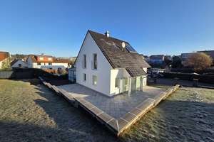 🏡 Stilvolles Einfamilienhaus in Bestlage - modern, ruhig, sofort bezugsfrei – Ortenleite 8, 96161 Gerach – Vorschaubild 1
