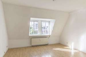 Helle, 3-Zimmer Altbauwohnung – zentral & ruhig mit Blick auf die Ringkirche – Rheinstr. 59, 65185 Mitte, Wiesbaden – Vorschaubild 13