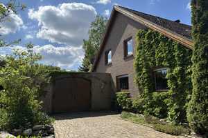 Großzügiges Einfamilienhaus mit Einliegerwohnung, Vollkeller und viel Platz für Ihre Ideen – Segeberg (Kreis) – Vorschaubild 1
