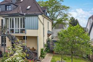 Altbauflair und Gartenidylle treffen modernes Familienleben – Die vollständige Adresse der Immobilie erhältst du vom Anbieter., 45259 Heisingen, Essen – Vorschaubild 2