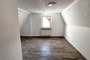 "Ideal für junge Paare oder die kleine Familie" Renovierte kleine Haushälfte, Laudenbach/Bergstraße – Die vollständige Adresse der Immobilie erhältst du vom Anbieter., 69514 Laudenbach – Vorschaubild 13