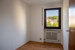Schöne & teilmöblierte 4-Zimmer-Wohnung in Reutlingen-Ohmenhausen – Die vollständige Adresse der Immobilie erhältst du vom Anbieter., 72770 Ohmenhausen, Reutlingen – Vorschaubild 6