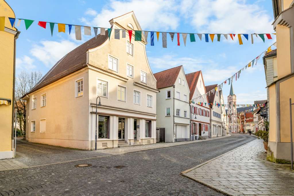 Immobilie in Weißenhorn - Historisches WGH in zentraler Lage - Bild 0