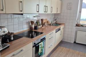 Helle und freundliche 3-Zimmer Wohnung mit Balkon in Neu-Ulm – Die vollständige Adresse der Immobilie erhältst du vom Anbieter., 89231 Neu-Ulm – Vorschaubild 3