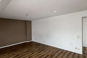 Schöne 3 Zimmer Wohnung in ruhiger Lage in Aachen-Haaren – Eichenstraße 10, 52080 Haaren, Aachen – Vorschaubild 2