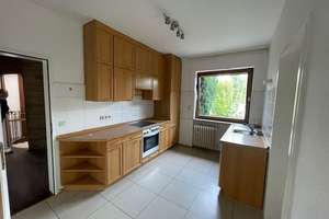 Modernisierter Bungalow  mit ELW und großem Garten  in  Topwohnlage – Die vollständige Adresse der Immobilie erhältst du vom Anbieter., 65795 Hattersheim am Main – Vorschaubild 3