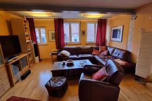 Saniertes Doppelhaus mit zwei großzügigen Wohnungen und zwei Läden in der Altstadt – Pliensaustraße 21 u. 23, 73728 Esslingen (Kreis) – Vorschaubild 3