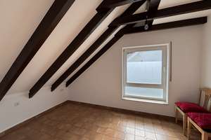 Charmante Maisonettewohnung in ruhiger, 
exklusiver Lage in der Paderborner Kernstadt – Die vollständige Adresse der Immobilie erhältst du vom Anbieter., 33102 Kernstadt, Paderborn – Vorschaubild 4