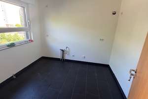 Köln-Lövenich/frisch saniertes Reihenendhaus+Sonnengarten + Garage – Am Keuschhof 42, 50859 Lövenich, Köln – Vorschaubild 7