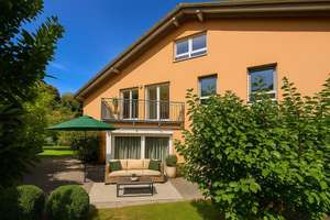 Wohnen und Arbeiten mit reichlich Platz in TOP-Lage ! – Die vollständige Adresse der Immobilie erhältst du vom Anbieter., 76227 Durlach, Karlsruhe – Vorschaubild 1