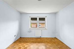 3-Parteienhaus mit XXL-Garage – inkl. Sanierungsangebot & Förderübersicht – Die vollständige Adresse der Immobilie erhältst du vom Anbieter., 93089 Aufhausen – Vorschaubild 30