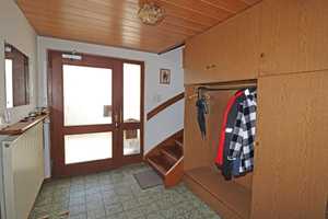 Mehrfamilienhaus mit Einliegerwohnung - Nebengebäude und Werkstatt für gew. Nutzung auf 3.846 qm – Günzburg (Kreis) – Vorschaubild 8