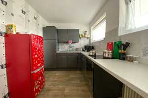 Property thumbnail 7