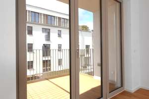 Moderne 3-Zimmer-Neubauwohnung mit sonnigem Balkon, EBK, Aufzug & 1 TG-Stellplatz – Simon-Bolivar-Straße 48, 13055 Alt-Hohenschönhausen, Berlin – Vorschaubild 3