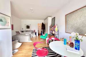 Schöne 1-Zimmer-Wohnung direkt an der U-Bahn Implerstraße mit Balkon & Stellplatz – Implerstraße 29, 81371 Sendlinger Feld, München – Vorschaubild 2