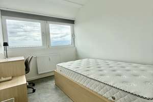VOLLMÖBLIERTES WG-ZIMMER IN TOP LAGE | WG NEUGRÜNDUNG |  S-BAHN-NÄHE | DACHTERRASSE | EBK – Stadionstraße 6, 70771 Leinfelden-Echterdingen – Vorschaubild 4