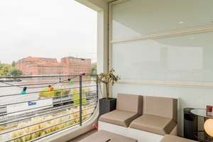WATERFRONT LIVING IN BERLIN – SPECTACULAR RIVER VIEWS & SOUTH-FACING TERRACE – Stralauer Allee 5, 10245 Friedrichshain, Berlin – Vorschaubild 9