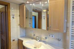 Erstbezug nach Renovierung!
Stuttgart - Ost, Innenstadt, 3 Zimmer Traumwohnung in Traumlage! – Die vollständige Adresse der Immobilie erhältst du vom Anbieter., 70188 Ostheim, Stuttgart – Vorschaubild 7