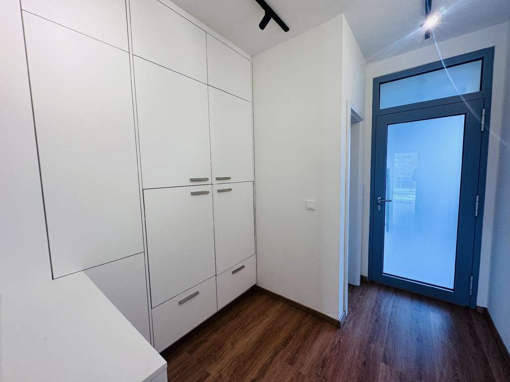 Immobilie in Unkel - Exklusiv wohnen in Unkel – Stilvoll sanierte Eigentumswohnung mit Tiefgarage  und  Balkon in Rhein - Bild 1