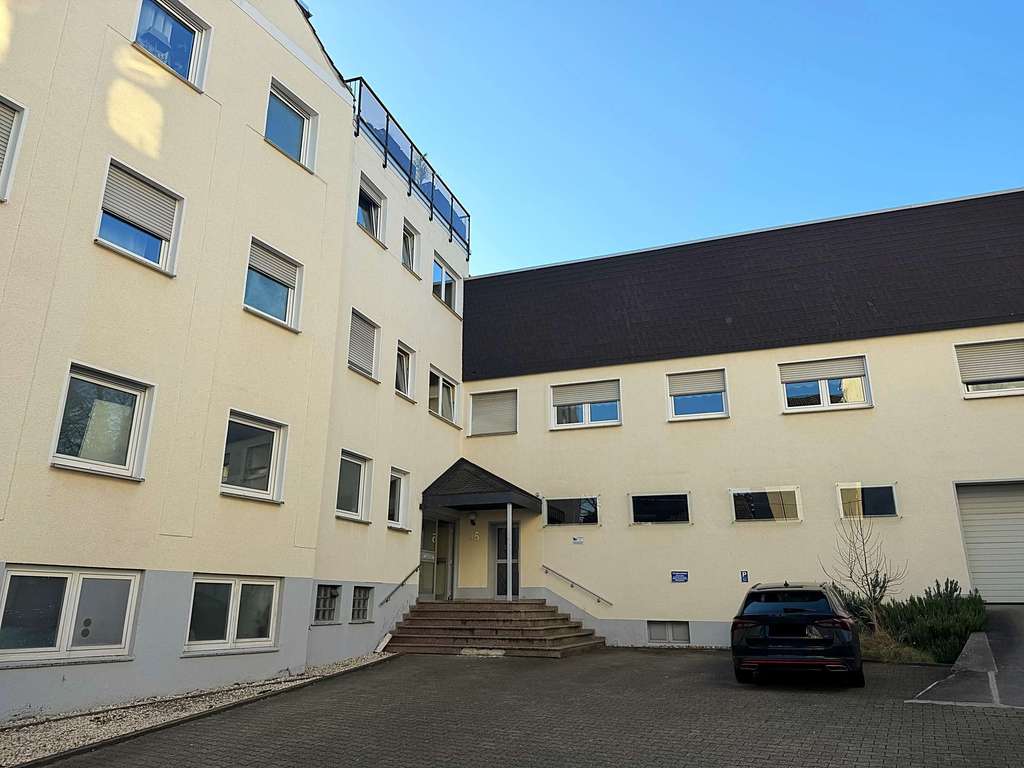 Immobilie in Hagen - ***PROVISIONSFREI*** 96 m² Eigentumswohnung mit Entwicklungspotenzial - Bild 1