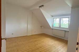 Teilsanierte 3-Zimmer-Dachgeschosswohnung mit Neckarblick in Mannheim-Neuostheim – 68163 Neuostheim/Neuhermsheim, Mannheim – Vorschaubild 8
