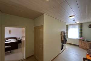 Solides Ein- bis Zweifamilienhaus mit Doppelgarage in Langelsheim – Schmiedekamp 13, 38685 Goslar (Kreis) – Vorschaubild 10
